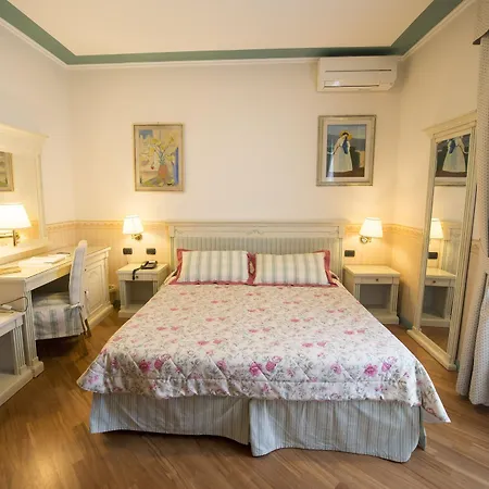 Hotel Posta Moltrasio