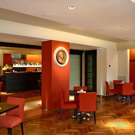 Hotel Posta Moltrasio
