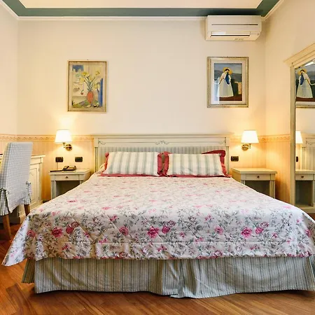 Posta Hotel 3*